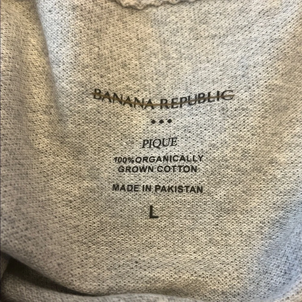 Banana Republic Light Gray Polo Shirt size L BRAND NEW